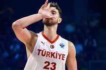 A Milli Basketbol Takımı, EuroBasket'te çeyrek final için sahada: Rakip İsveç