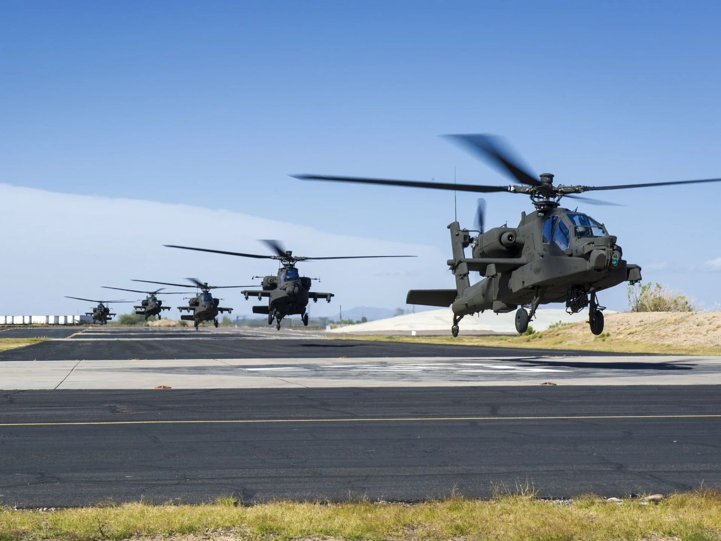 Birleşik Krallık Apache filosunun motor desteği için GE Aerospace ile anlaşma imzaladı