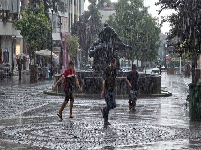 Meteoroloji'den kritik hava durumu uyarısı: Bu 8 ilde yaşayanlar kuvvetli yağışa dikkat