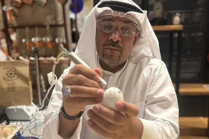 Yumurtalara hayat veren sanatçı: Sabah N. Asad