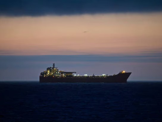 Portekiz donanması Atlantik'te 1.7 ton kokain ele geçirdi