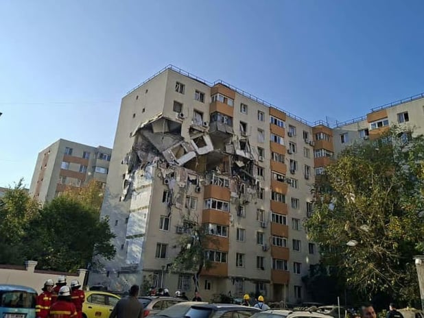 Bükreş'teki bir apartman dairesinde patlama meydana geldi