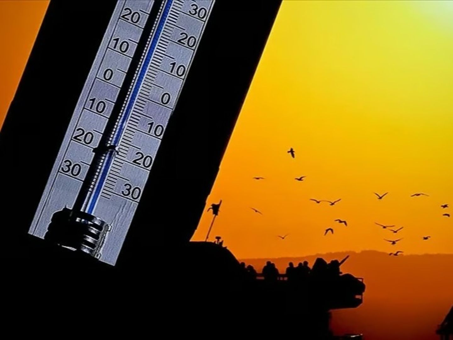 Meteoroloji'den son dakika hava durumu: İstanbul ve İzmir başta olmak üzere termometreler 30 dereceyi aşacak!