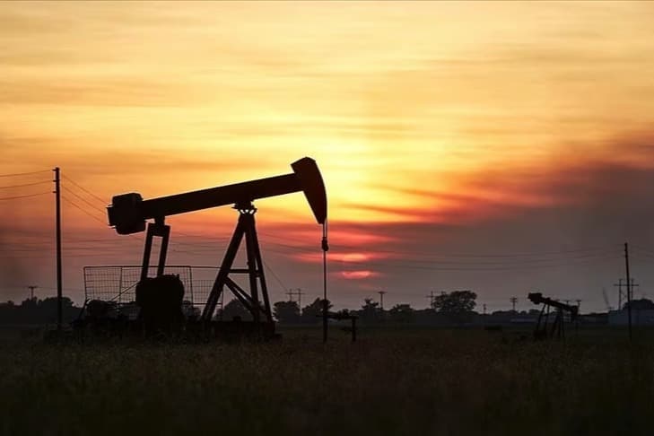 İsrail, İran'a saldırdı! Petrol fiyatları sert yükseldi