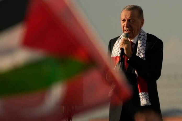 Arab News: Türkiye, Gazze barış sürecinin geleceğinde nasıl rol alacak?