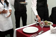 Lokanta ve kafelerde servis ücreti dönemi resmen kapandı