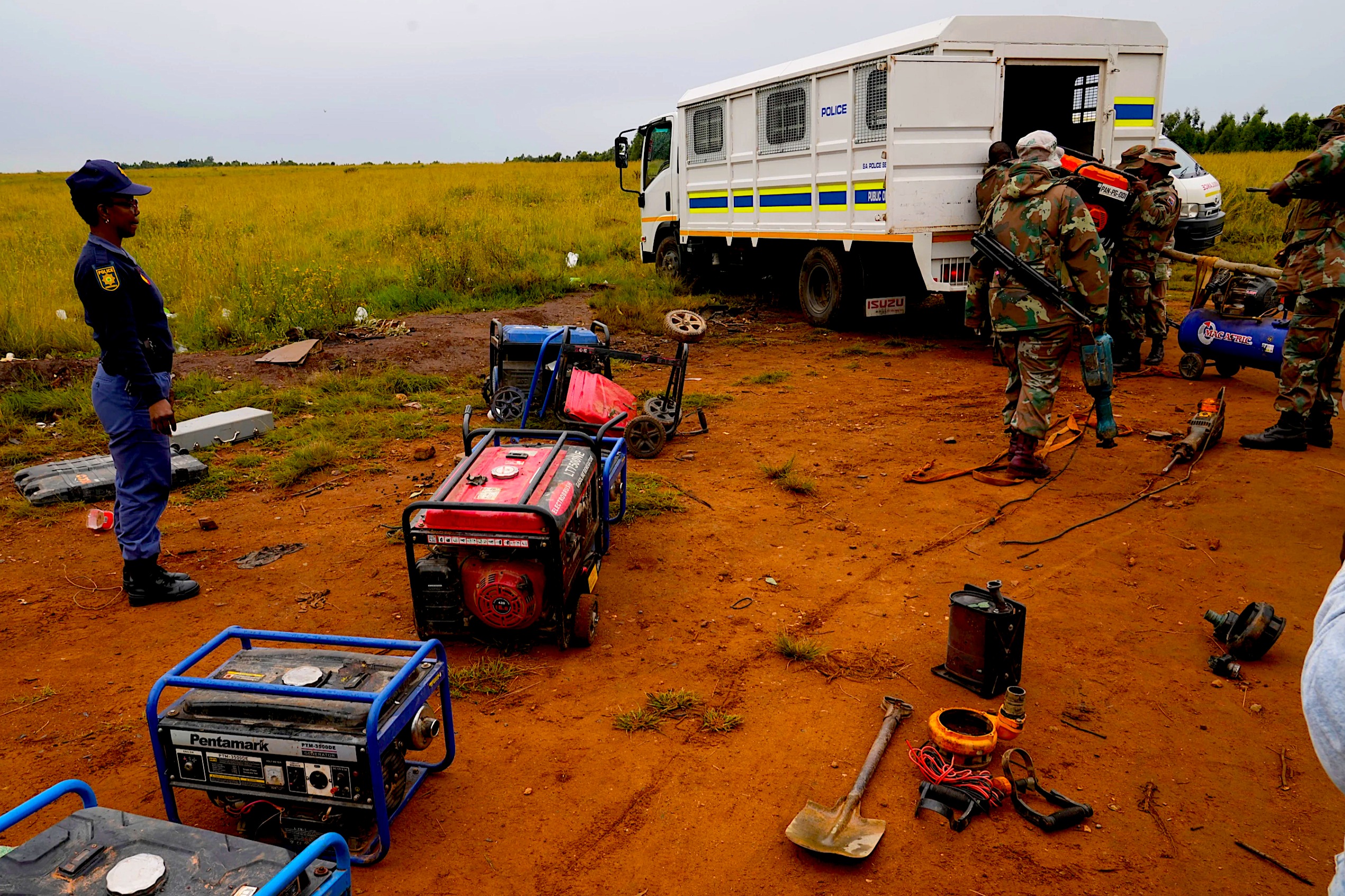 South African Troops Crack Down on Illegal Gold Miners