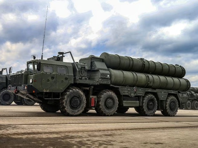 Hindistan, Rusya’dan ek S-400 füze sistemleri için 1,2 milyar dolarlık yeni anlaşmaya hazırlanıyor