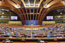 AB'de 1.8 trilyon euroyu bulan bütçe görüşmeleri kriz yarattı