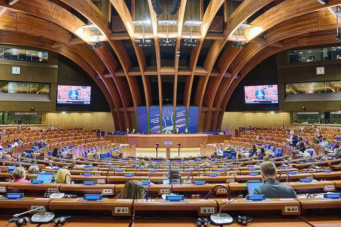 AB'de 1.8 trilyon euroyu bulan bütçe görüşmeleri kriz yarattı