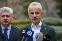 Uraloğlu'ndan "KAIROS" ve "VIRAT" açıklaması: Bizim kara sularımızda bir problem yok