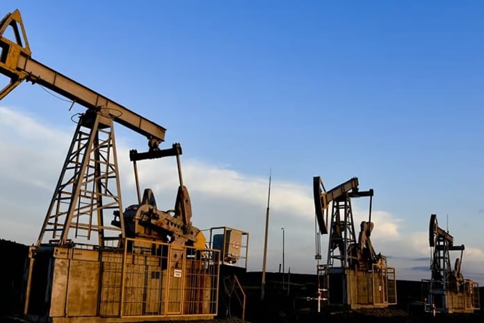 Trump'tan Avrupa'ya "Rus petrolü almayın" çağrısı