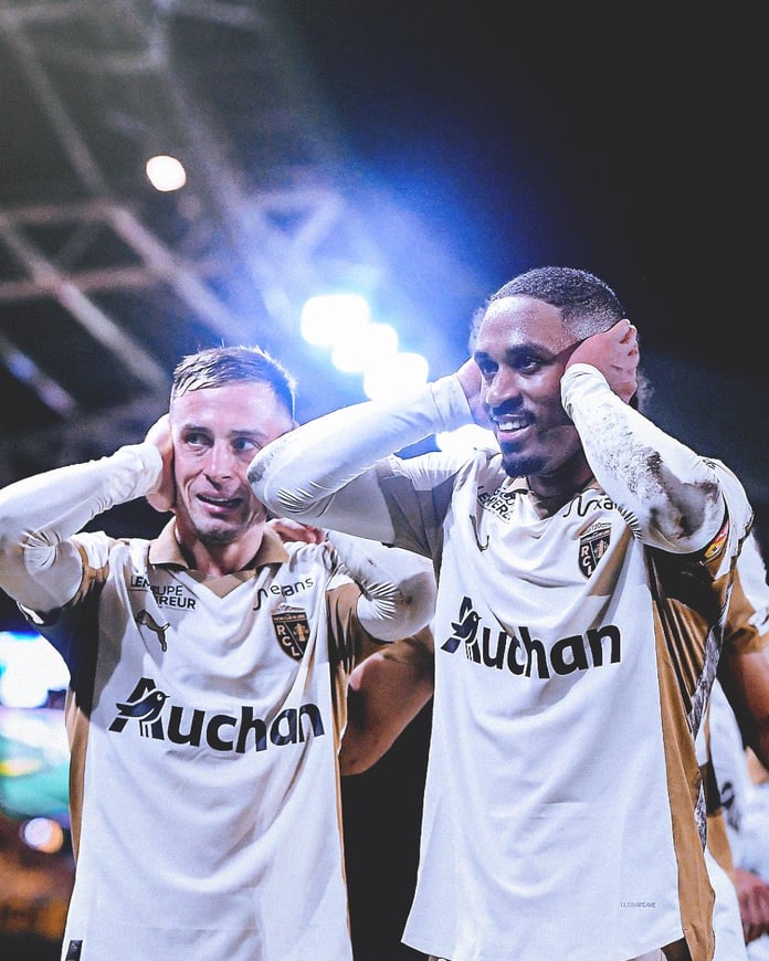 Ligue 1'de Lens liderliği bırakmadı