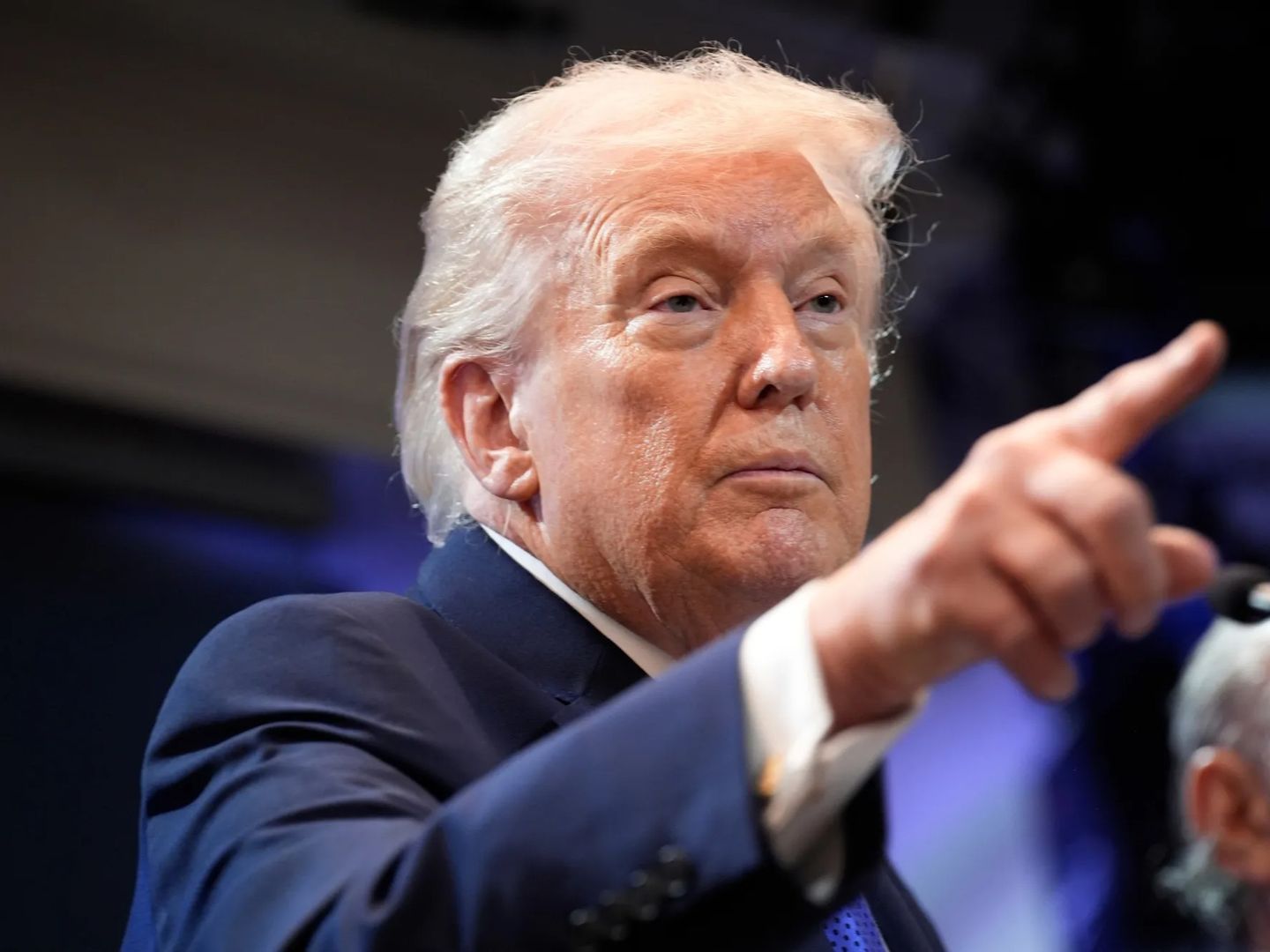 Trump İran’a yönelik askeri seçeneği değerlendiriyor