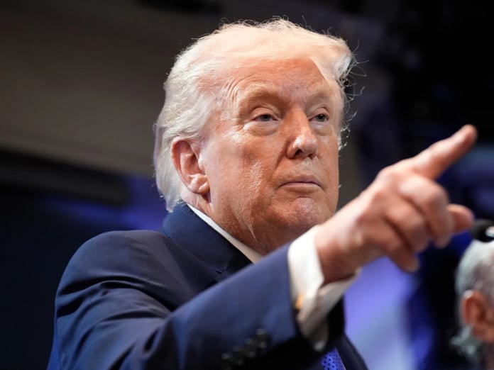 Trump İran’a yönelik askeri seçeneği değerlendiriyor