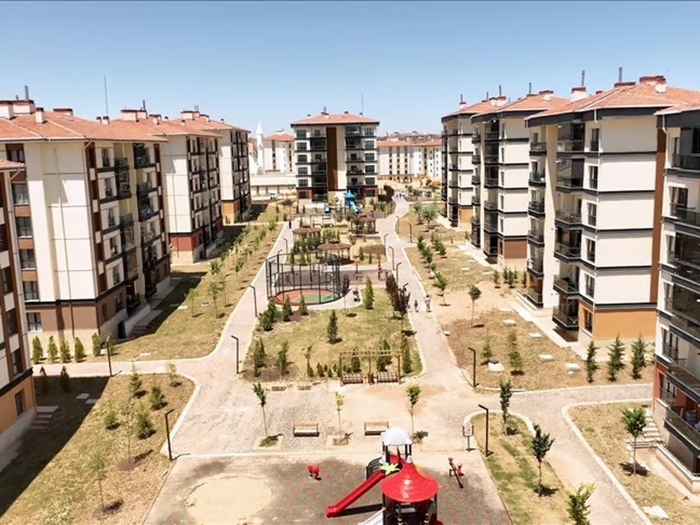Yüzyılın Konut Projesi'nde kura heyecanı: 14 il daha yeni yuvasına kavuşuyor