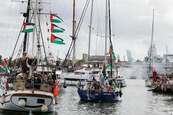 İsrail Gazze'ye yardım taşıyan Global Sumud Filosu'na saldırdı