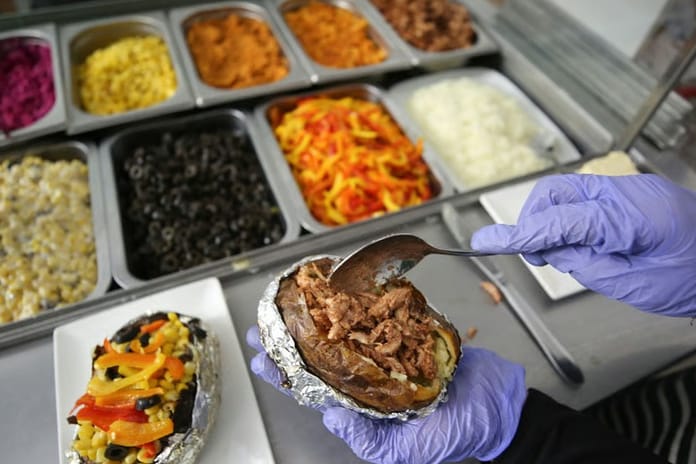 İstanbul İl Sağlık Müdürü'nden gıda zehirlenmesi açıklaması