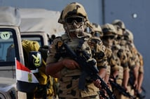 Mısır Gazze sınırına 40 bin asker sevk etti: Tehcire karşı savunma hazırlığı