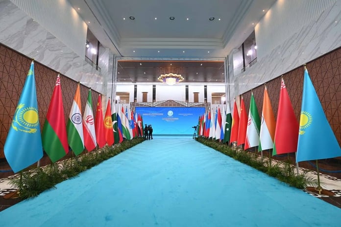 "Hindistan - Pakistan rekabeti Kafkasya'nın istikrarına zarar verdi"