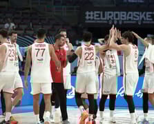 EuroBasket'te final yolu açıldı: Grup aşaması sona erdi, tüm eşleşmeler netleşti