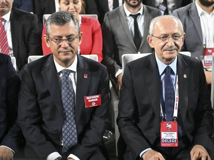 CHP'li 10 vekilden Kılıçdaroğlu'na peş peşe destek