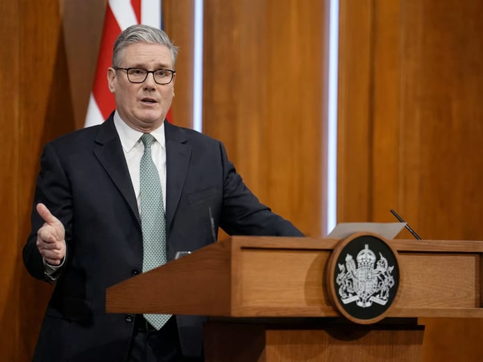 İngiltere Başbakanı Starmer: ABD ile Çin arasında seçim yapmayacağız