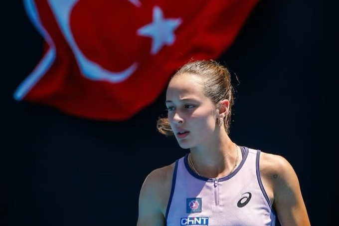 Zeynep Sönmez Madrid'de ilk kez ana tabloda