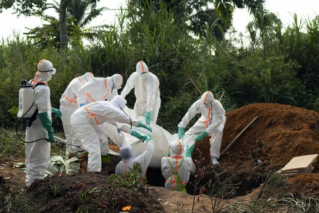 Ebola alarmı büyüyor: Kongo’da 2 bin 325 can kaybı