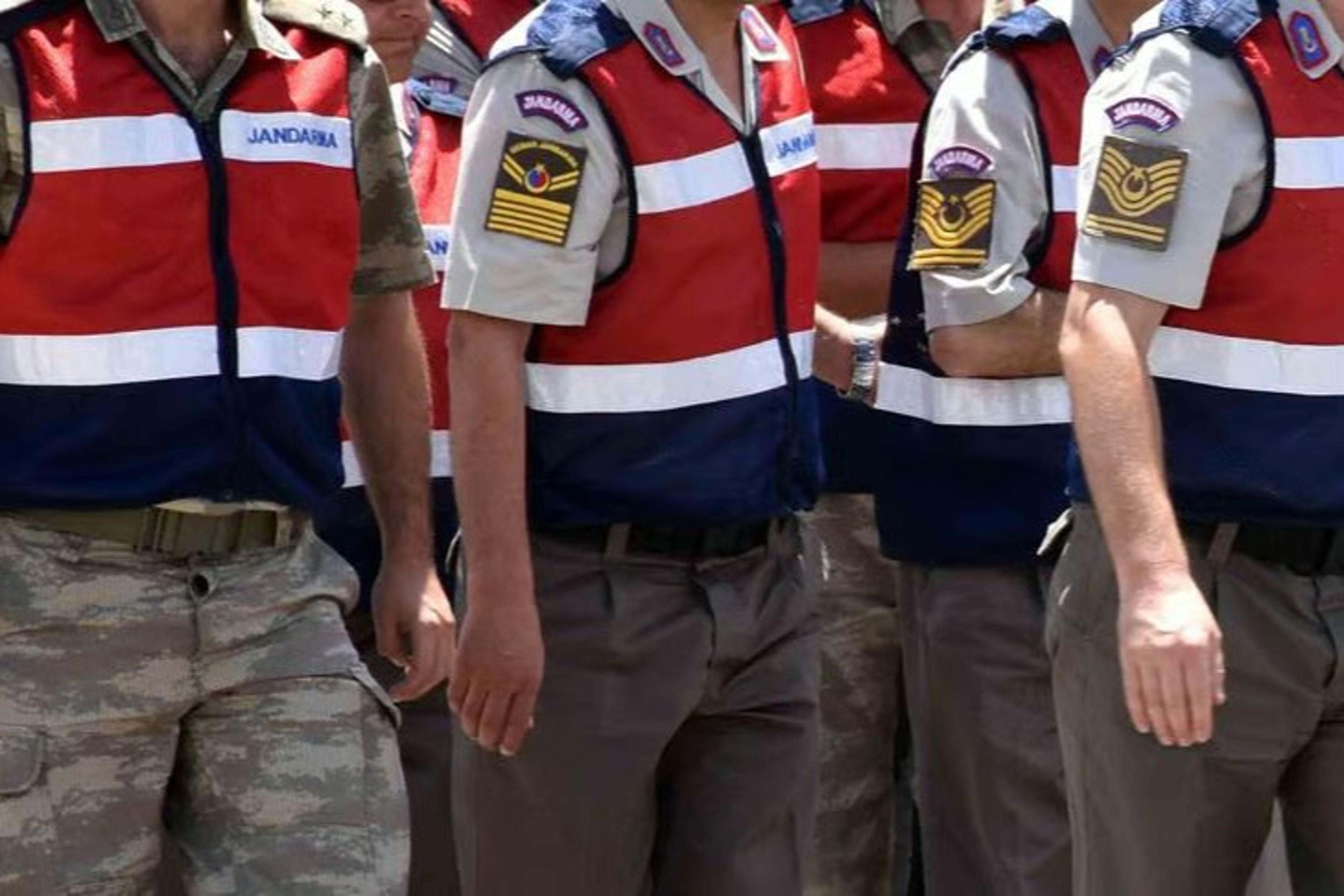 İçişlerinden dev atama: 60 binden fazla personelin görev yeri değişti
