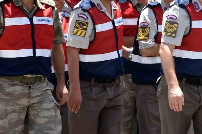 İçişlerinden dev atama: 60 binden fazla personelin görev yeri değişti