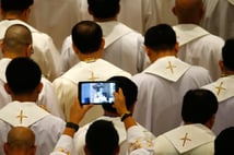 İspanya'da Katolik Kilisesi'ne ağır fatura: İstismar kurbanlarına tazminat ödenecek