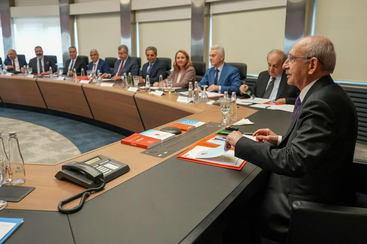 CHP MYK'sı yarın toplanıyor! Yeni görevden almalar gelebilir