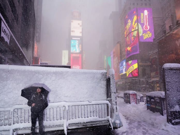 ABD’de doğu kıyısını kar fırtınası vurdu
