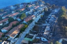 Orman yangınında zarar gören konutlar havadan görüntülendi