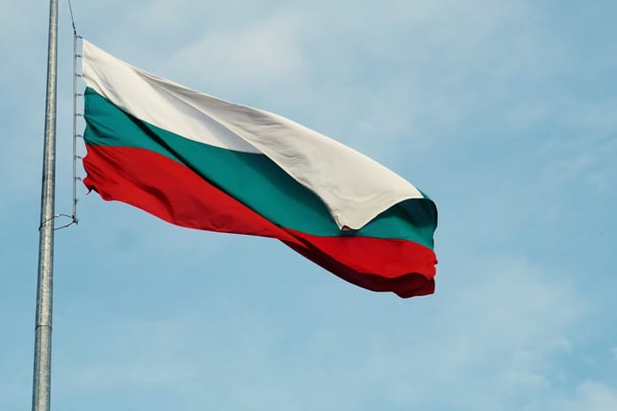 Bulgaristan'da hükümet krizi: Parlamentodaki ikinci güçlü parti görevi iade etti