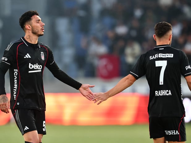 Tur rövanşa kaldı: Beşiktaş, play-off turunda Lausanne engeline takıldı