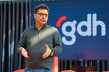 Mert Başaran: Sistem, yönetebilmek için borçlu ve mutsuz toplumlara ihtiyaç duyuyor