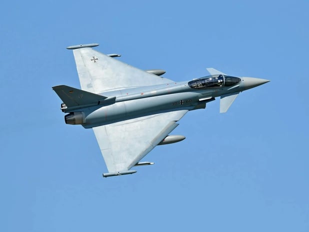 Türkiye ile Birleşik Krallık arasında 8 milyar sterlinlik savaş uçağı anlaşması imzalandı