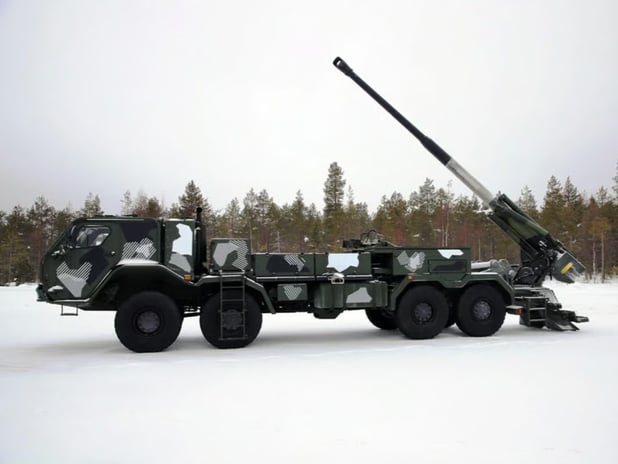 Finlandiya’nın ilk tekerlekli obüsü ARVE, test atışlarını başarıyla geçti
