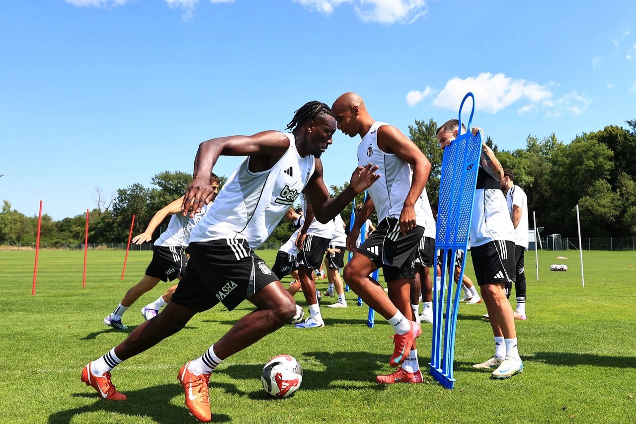 Beşiktaş'ta sezonun üçüncü provası: Yeni transferler sahada