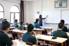 MEB okullardaki devamsızlık için harekete geçti: Bölgeye göre çözüm yolda