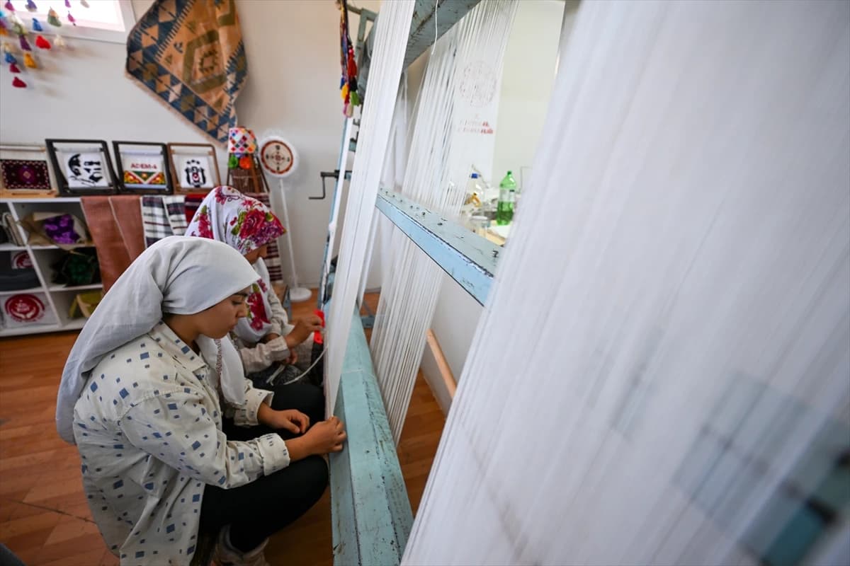 Hayvancılıktan ve tarladan tezgah başına uzanan emek