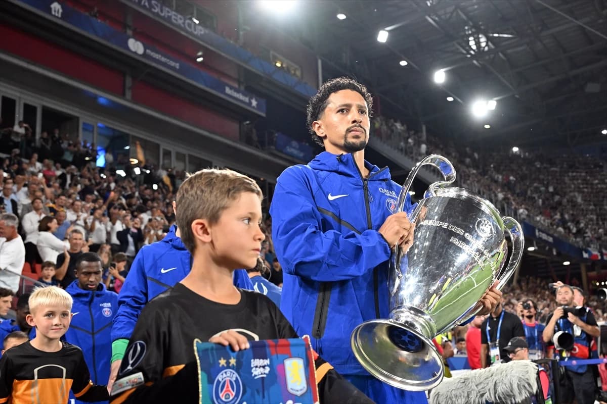 UEFA Süper Kupa'da şampiyon belli oldu! Tarihi gecede rekorlar üst üste geldi