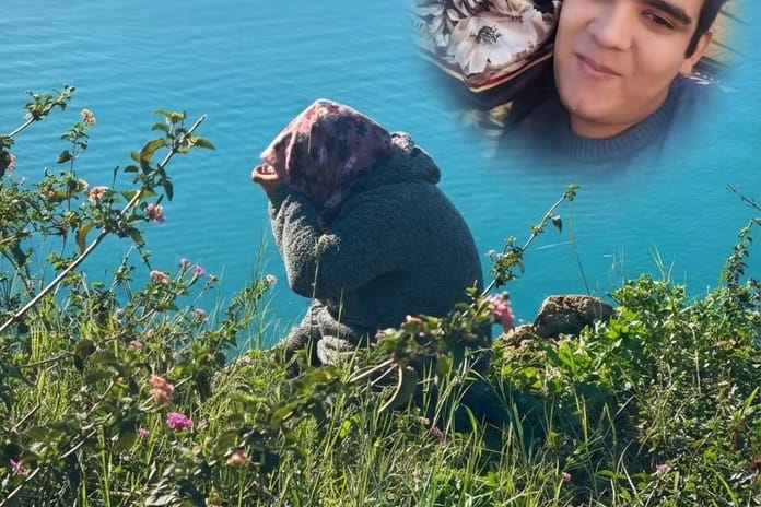 Antalya'da otizmli oğlundan ayrılmak istemeyen annenin yürek burkan falez eylemi