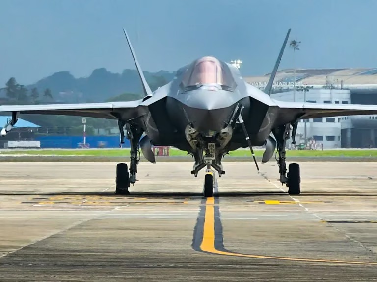 UK’s F-35B Jet Stranded in India After Technical Failure