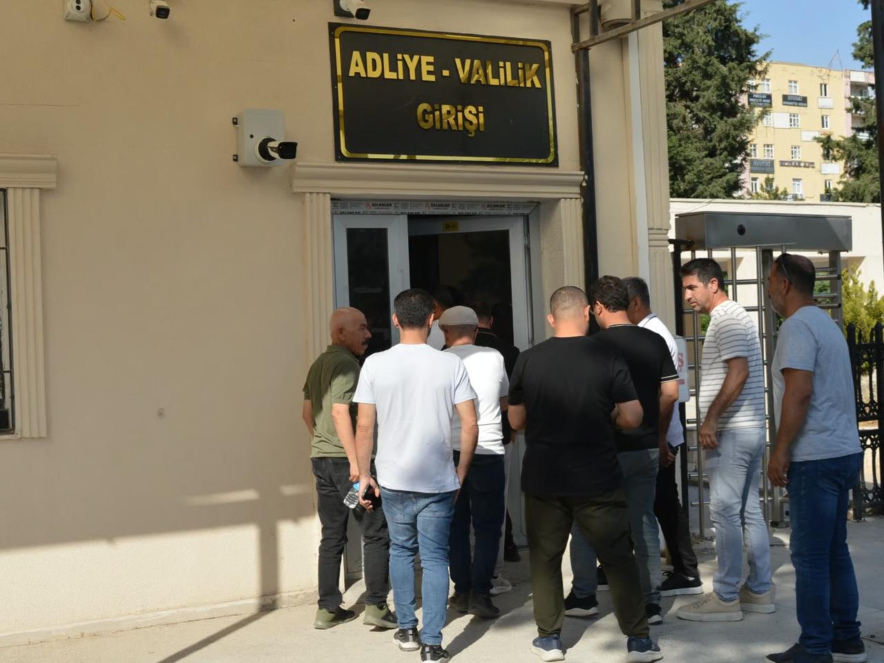 Aynı daireyi birden fazla kişiye sattılar! 80 kişi şikâyetçi