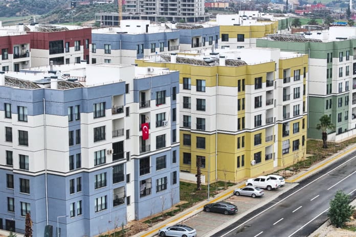 Yüzyılın Konut Projesi'nde kura heyecanı 7 ilde devam ediyor