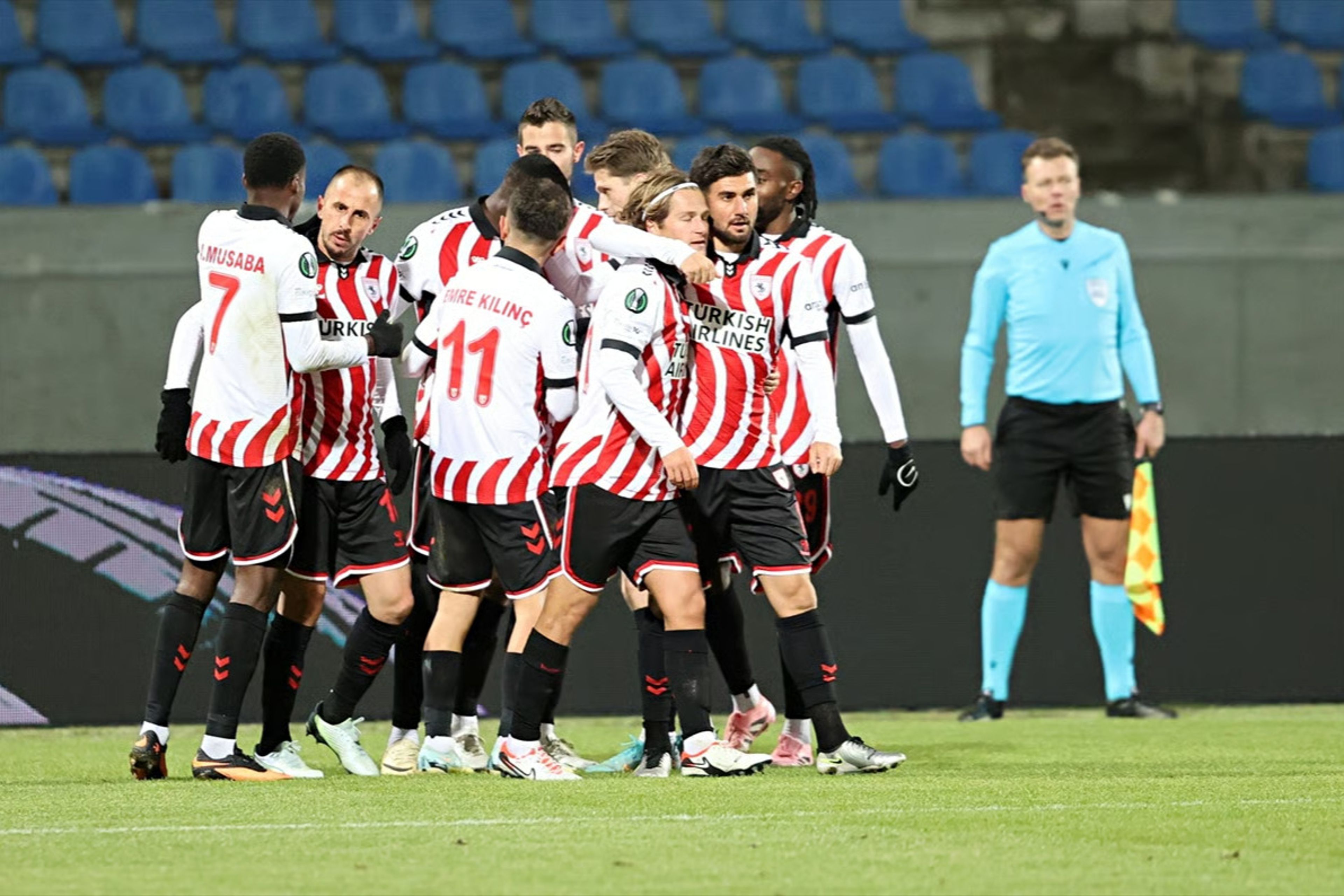 UEFA Konferans Ligi'nde ilk beraberlik: Samsunspor galibiyeti direğe takıldı