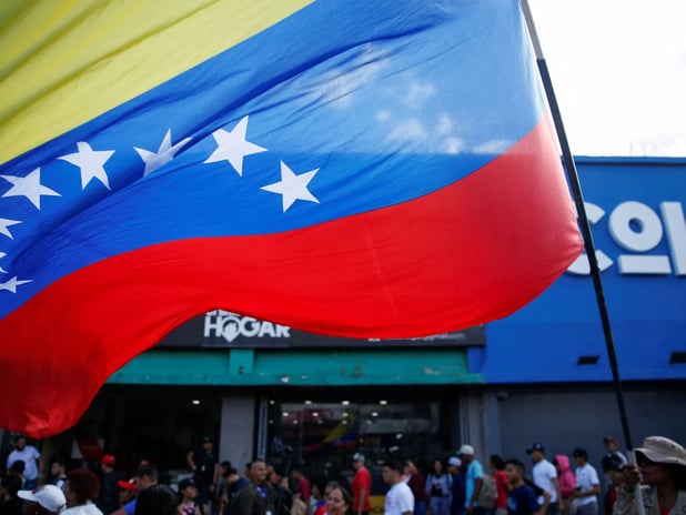 ABD kamuoyu Venezuela'ya olası askeri harekâta karşı çıkıyor